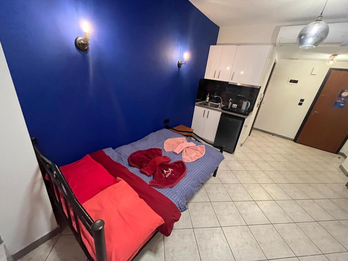 Jordans Rooms 3 テッサロニキ エクステリア 写真
