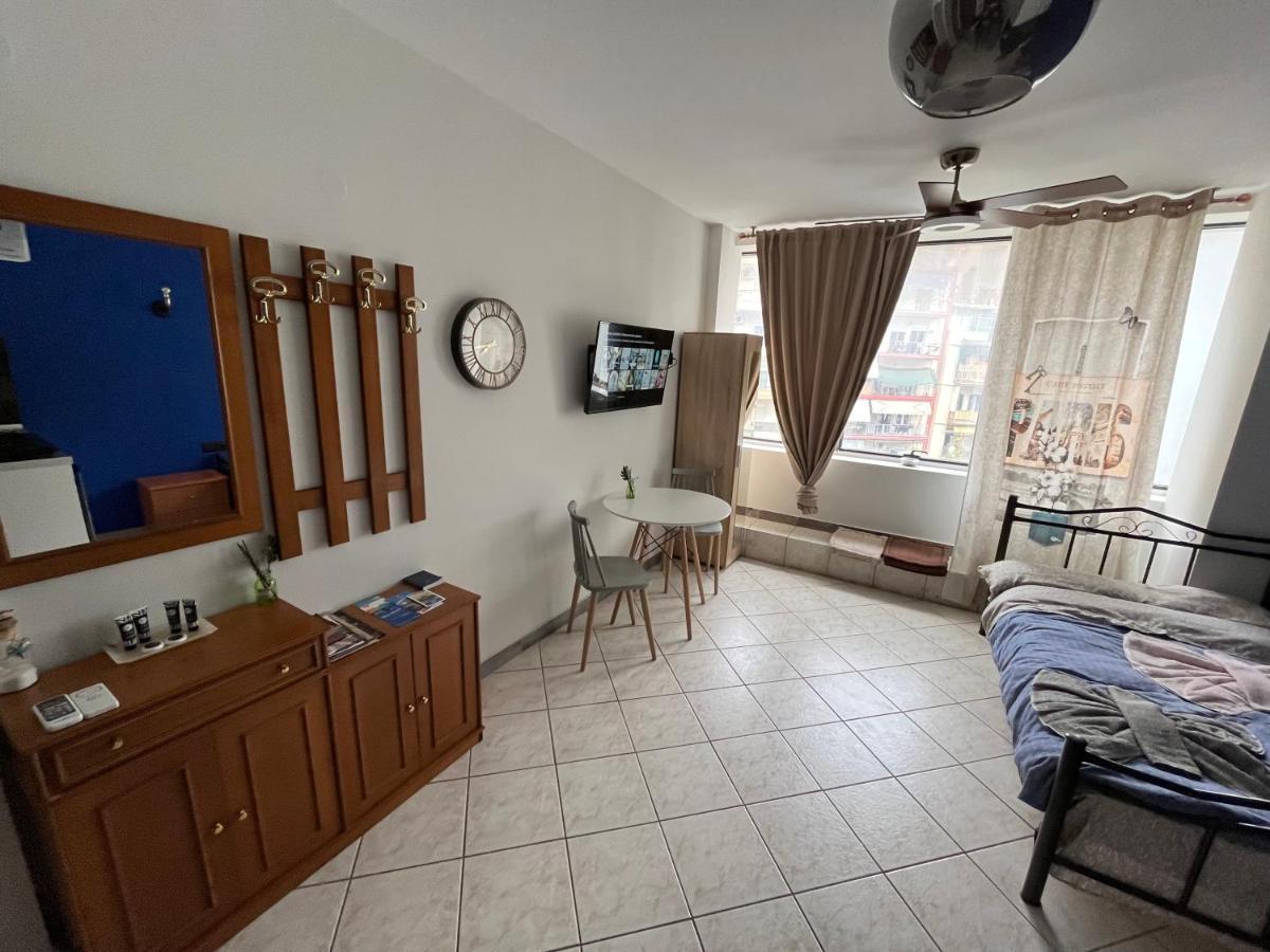 Jordans Rooms 3 テッサロニキ エクステリア 写真
